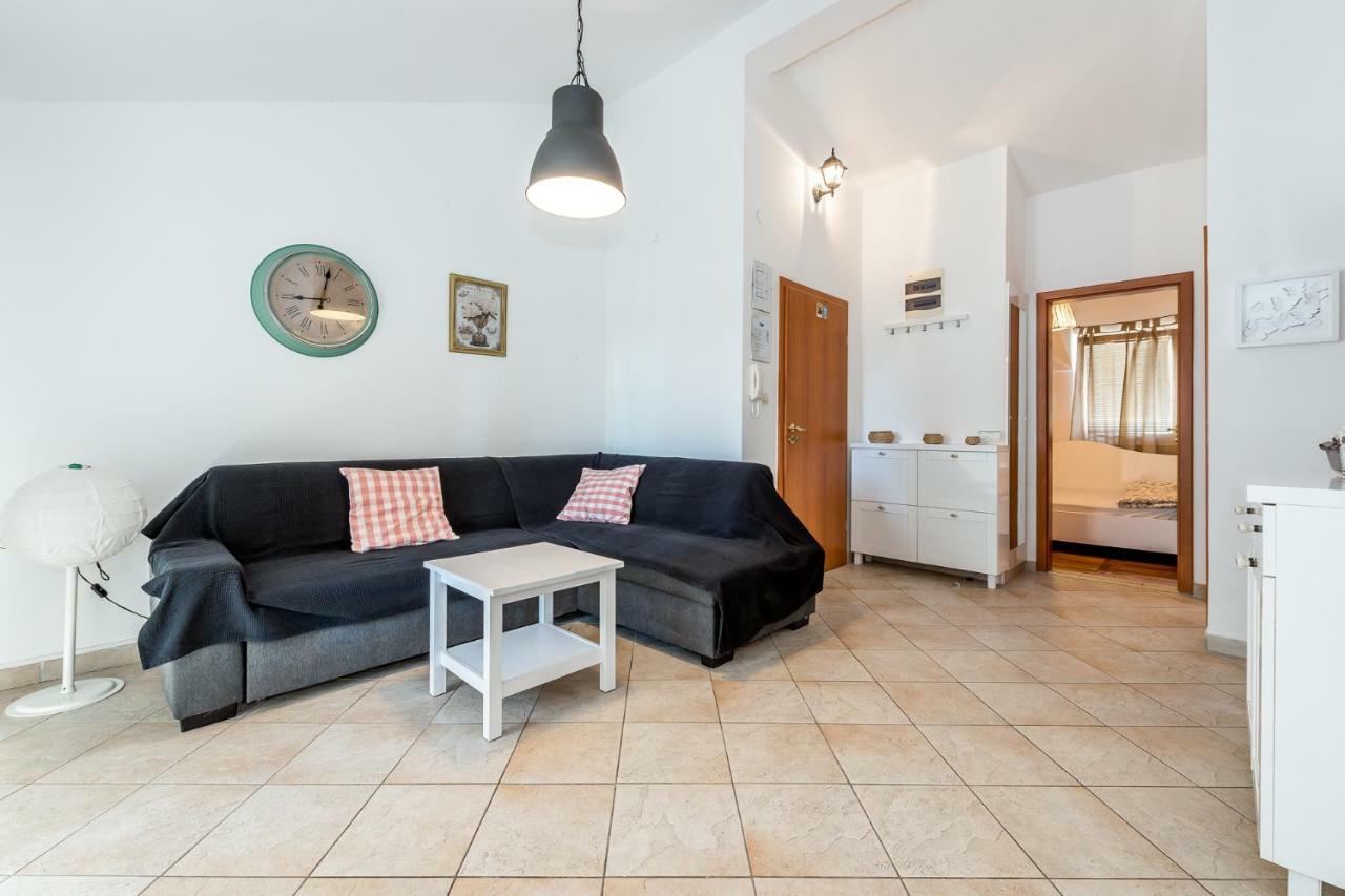 Apartman Karla Mara Ana Ivan & Jo Срима Экстерьер фото