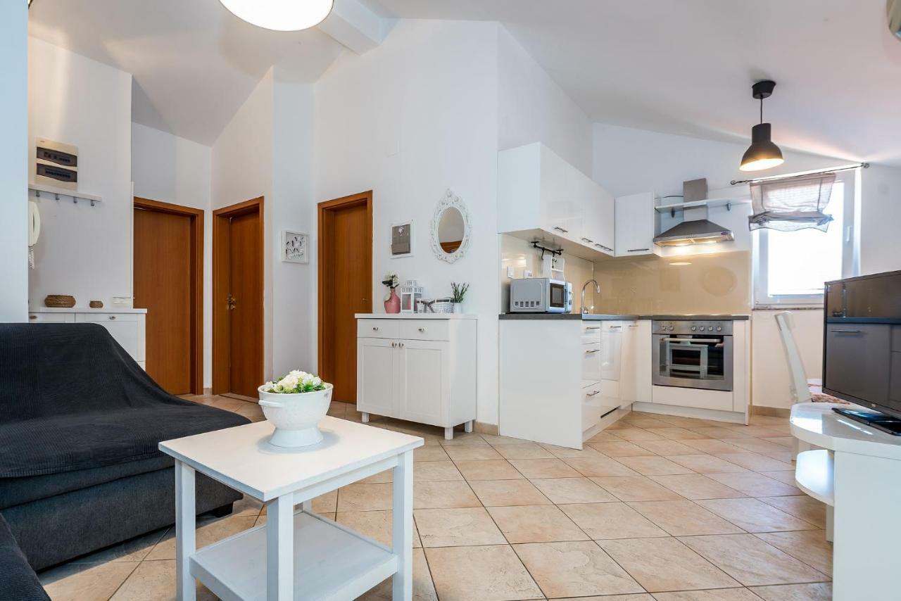 Apartman Karla Mara Ana Ivan & Jo Срима Экстерьер фото