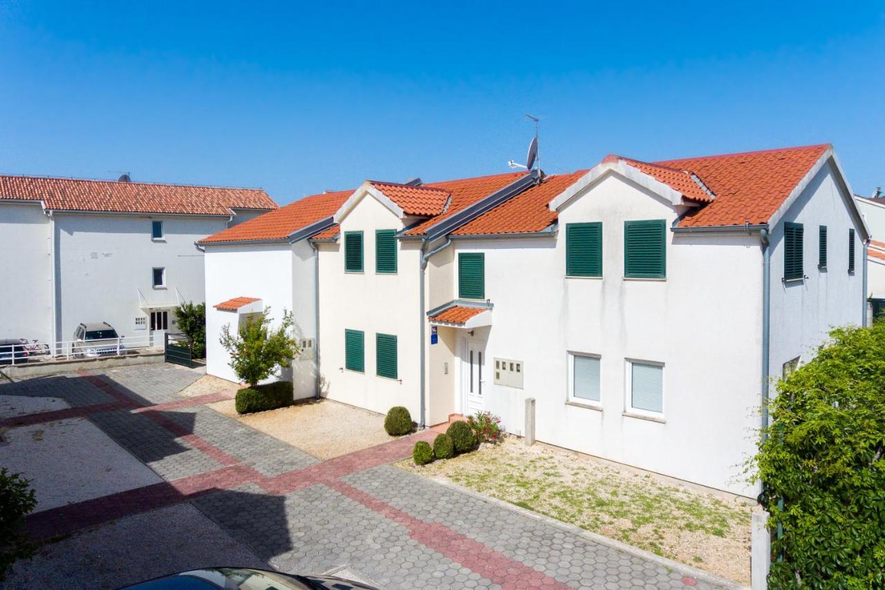Apartman Karla Mara Ana Ivan & Jo Срима Экстерьер фото