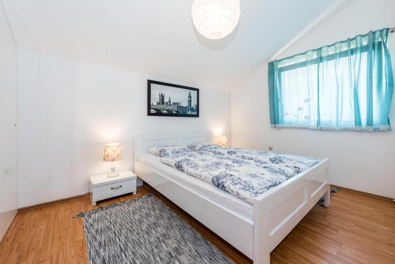 Apartman Karla Mara Ana Ivan & Jo Срима Экстерьер фото
